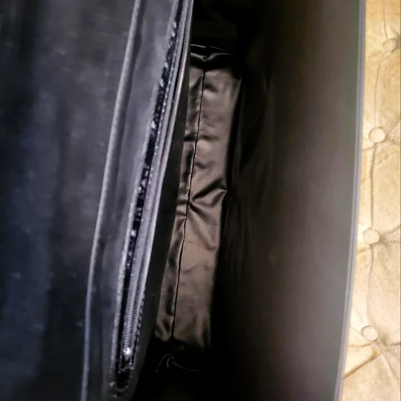 Real leather made in Italy  oversize unisex hand bag - Picture 2 of 11